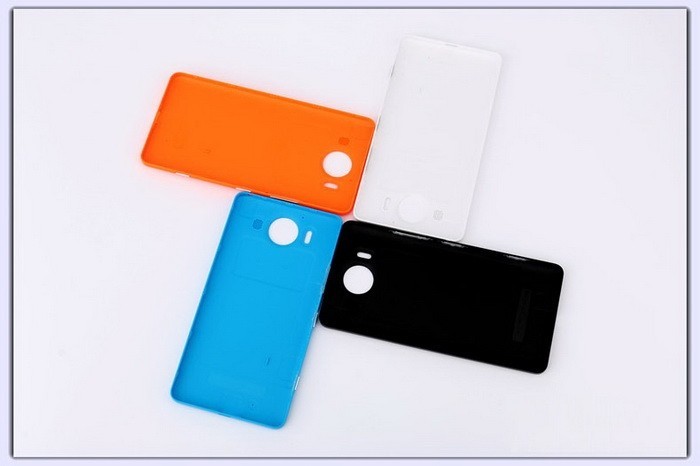درب پشت گوشی LUMIA 950