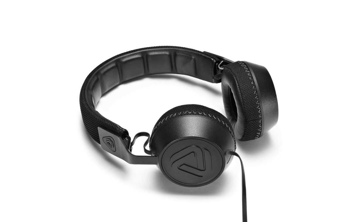 هدفون شماره 16 کولود