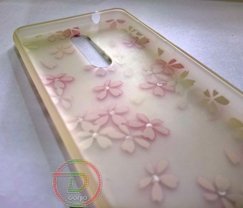 گارد ژله‌ای طرح گُل نگین دار نئونی نوکیا 8