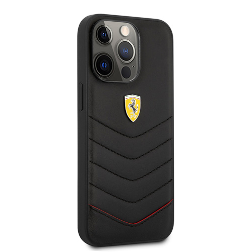 قاب چرمی ضد ضربه iPhone 13 Pro طرح Ferrari مدل Quilted Edge