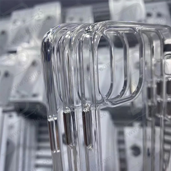 پلکسی کاور شفاف iPhone 14 Pro مارک Space