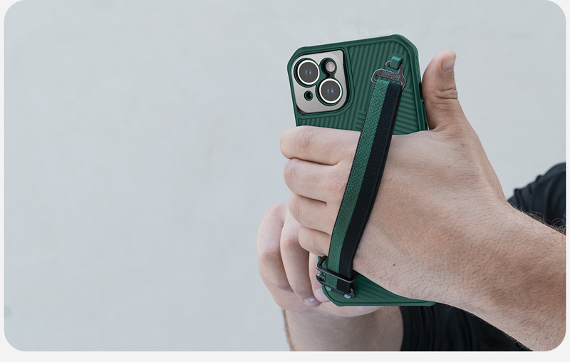 قاب محافظ مگنتی بند دار iPhone 14 Plus مارک نیلکین مدل Strap Magnetic Case