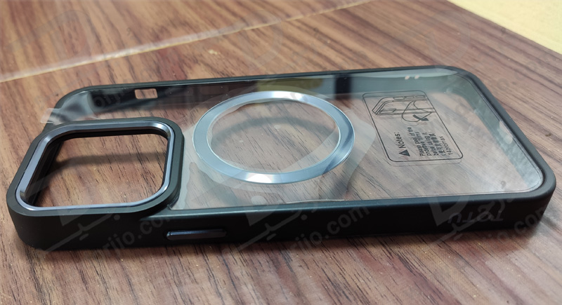 قاب کریستالی آیفون 14 پرو مارک TOTU مدل مگ سیف ساپورت - فریم مات