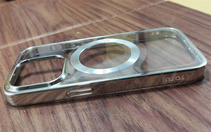 قاب کریستالی آیفون 14 پرو مارک TOTU مدل مگ سیف ساپورت - فریم متالیک