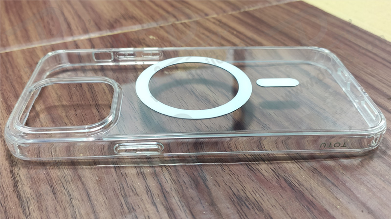 کریستال کاور شفاف آیفون 14 پلاس مارک TOTU مدل Magnetic Shell