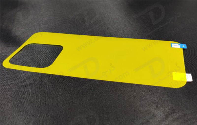 برچسب شفاف پشت گوشی Xiaomi 13 برچسب شفاف پشت گوشی Xiaomi 13