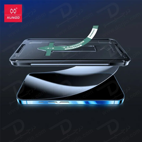 خرید گلس شیشه ای تمام شفاف iPhone 15 Pro Max با ابزار مخصوص نصب مارک XUNDD سری AXE