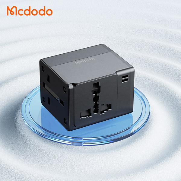 خرید تبدیل پریز برق چند کاره و آداپتور شارژ 10.5 وات مسافرتی مک دودو Mcdodo CP-4120