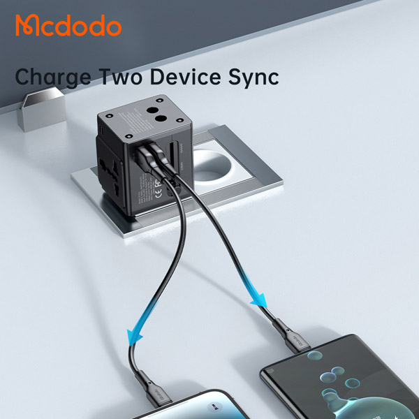 خرید تبدیل پریز برق چند کاره و آداپتور شارژ 10.5 وات مسافرتی مک دودو Mcdodo CP-4120