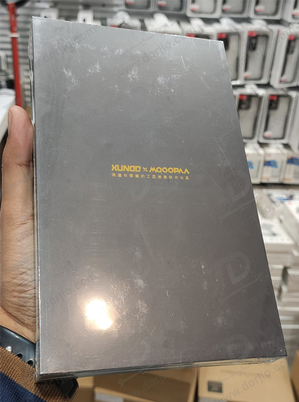 خرید قاب لوکس طلایی iPhone 14 Plus مارک XUNDD سری GOLD MOOOPAA