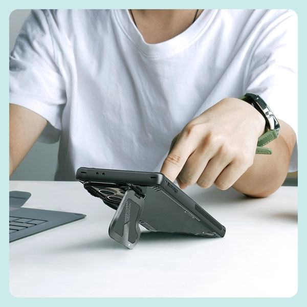 خرید قاب کریستالی مگنتی کمرا استند نیلکین ویژه Samsung Galaxy S24 Ultra مدل Iceblade Prop Magnetic