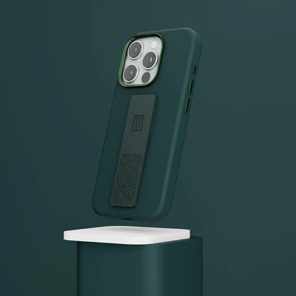 خرید گارد سیلیکونی Grip مگنتی iPhone 15 Pro مارک LEVELO