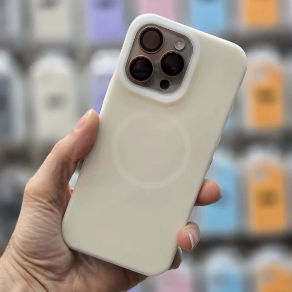 خرید گارد سیلیکونی دو لایه مگ سیف اورجینال iPhone 15 Pro Max
