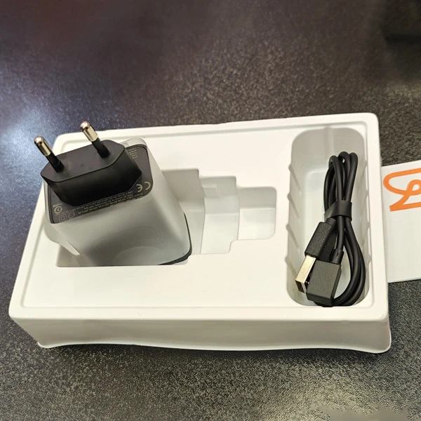 خرید شارژر دیواری 2 پورت 30 وات با شارژر وایرلس اپل واچ برند Mcdodo مدل CH-3700