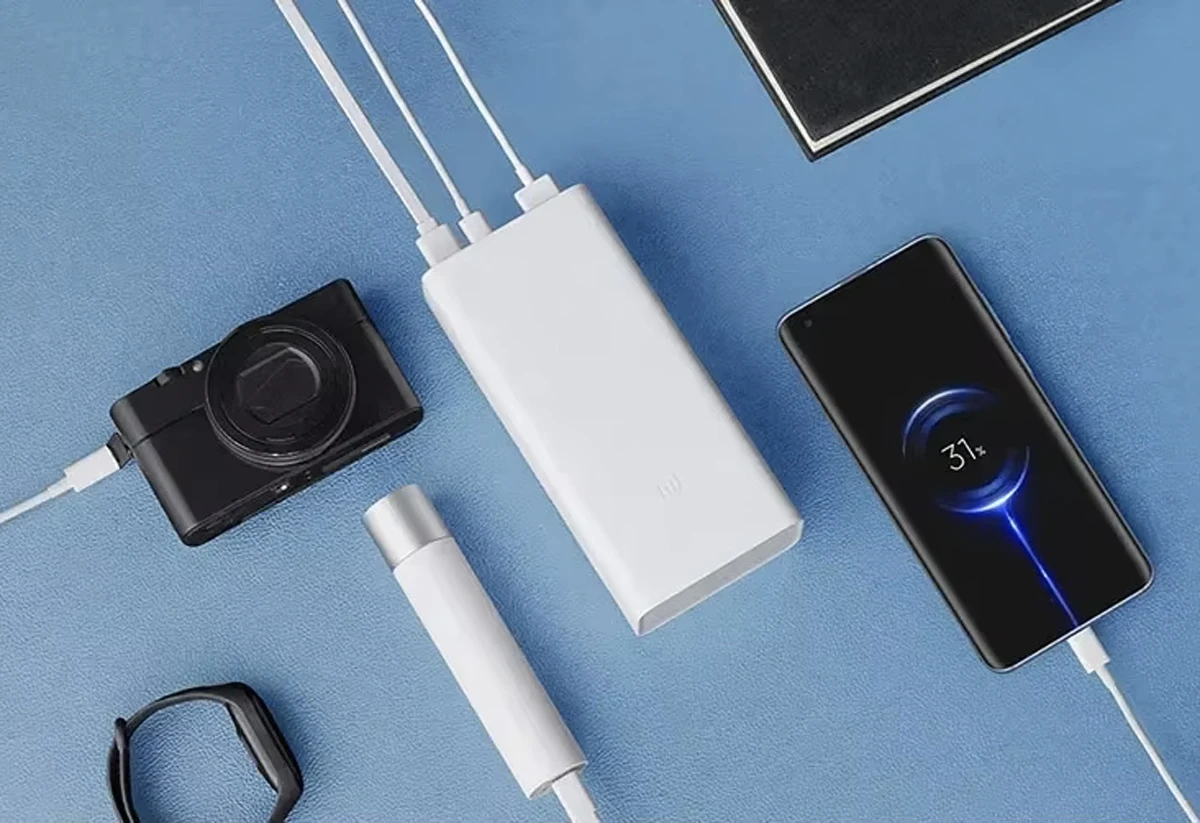 پاور بانک 30000 میلی‌آمپر 18 وات برند Xiaomi مدل PB3018ZM