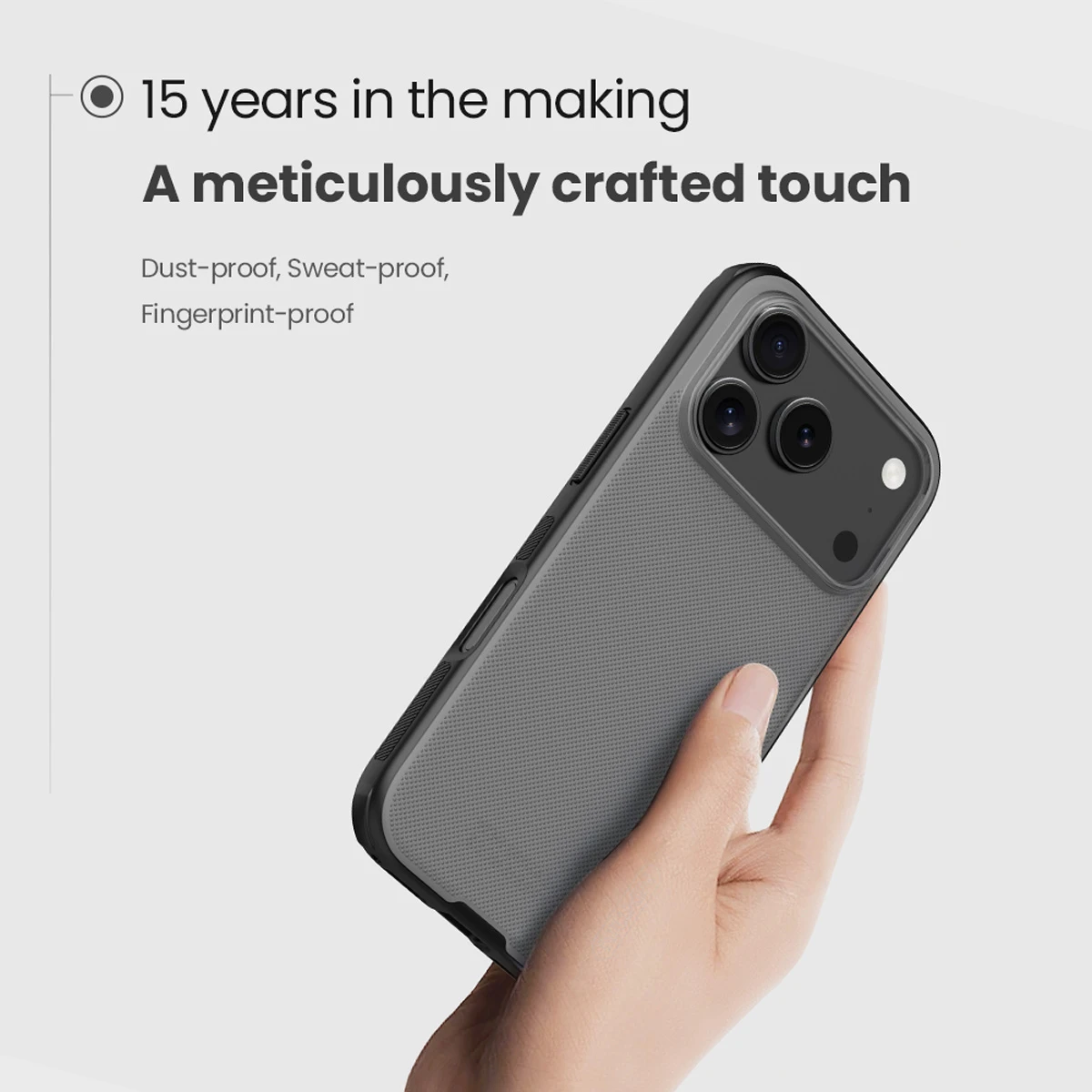 خرید قاب دودی ضدضربه iPhone 17 Pro Max مارک نیلکین مدل Super Frosted Shield Pro Clear