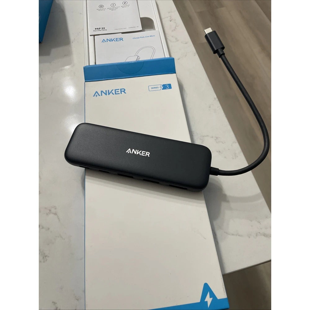 خرید هاب 5 کاره 100 وات 4K مارک Anker مدل A8355 ورودی Type-C
