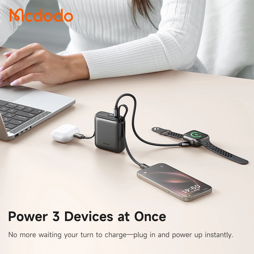 خرید پاور بانک 22.5 وات 10000 میلی‌آمپر با دو کابل متصل Type-C و Lightning برند Mcdodo مدل MC-2550 