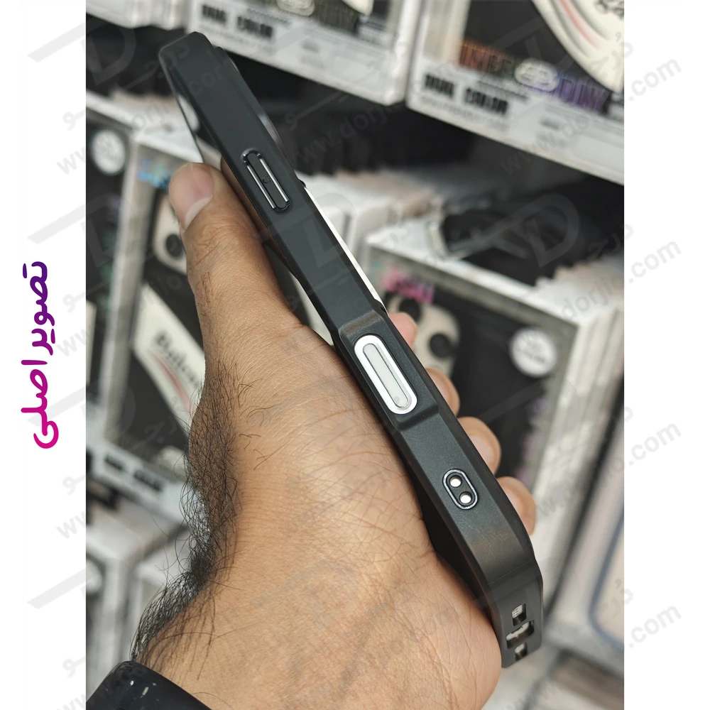 قاب چرمی دو رنگ iPhone 17 Pro طرح Balenciaga قاب چرمی دو رنگ iPhone 17 Pro طرح Balenciaga