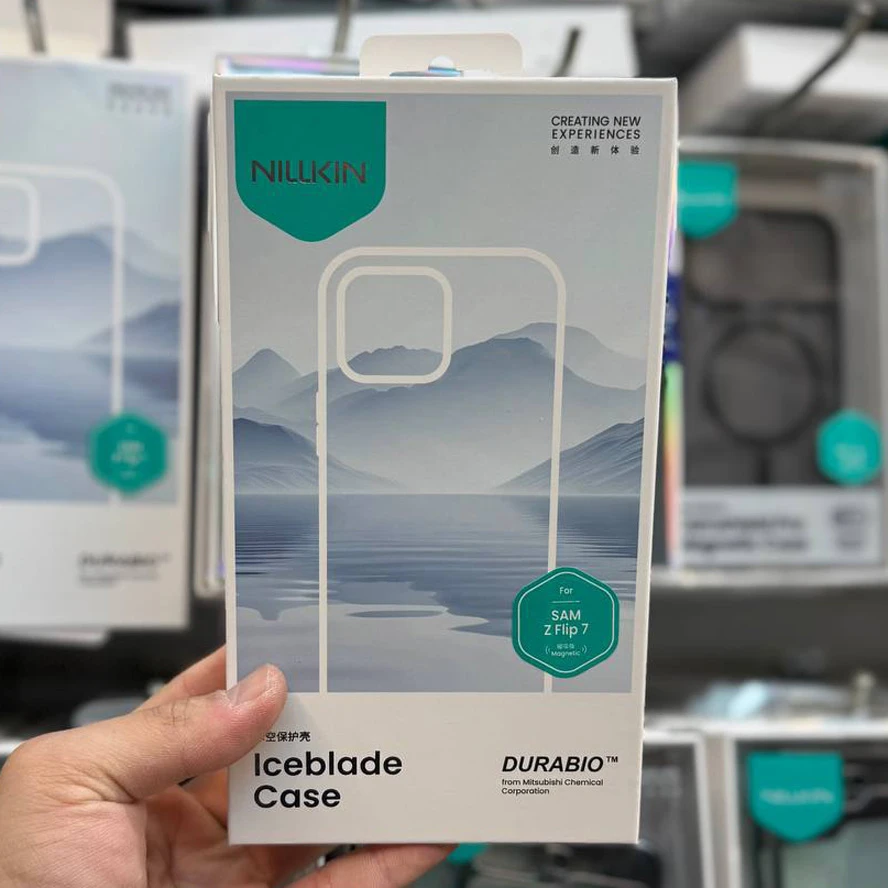 قاب کریستالی مگ سیف Samsung Galaxy Z Flip 7 مارک نیلکین مدل Iceblade Magnetic