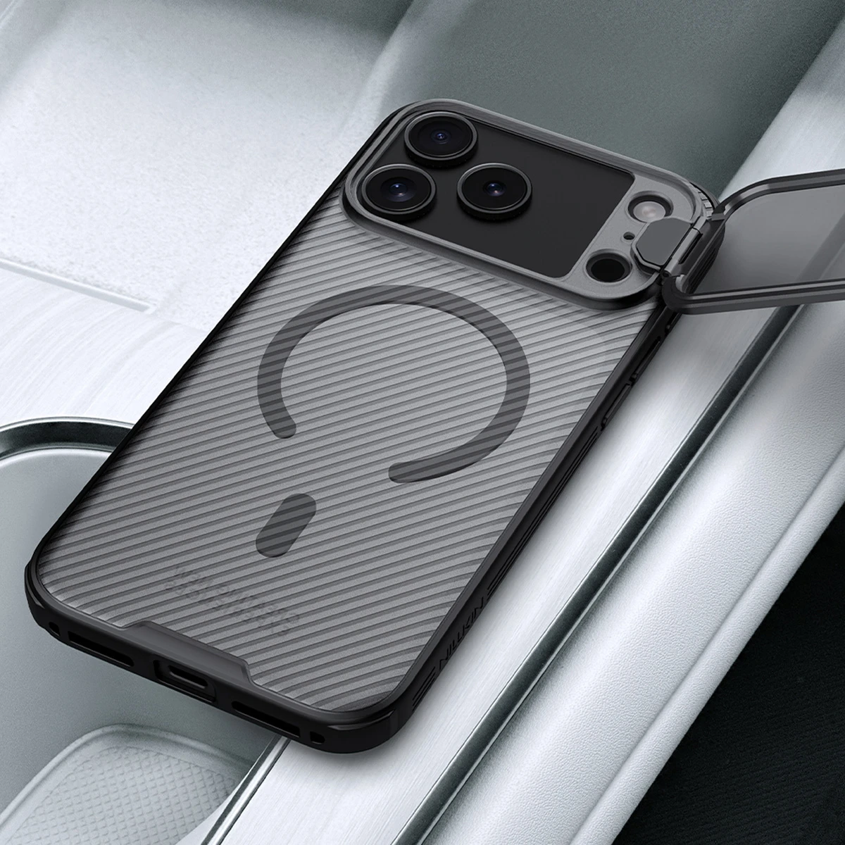 گارد مگنتی دودی کمرا استند iPhone 17 Pro Max مارک نیلکین مدل CamShield Prop Magnetic