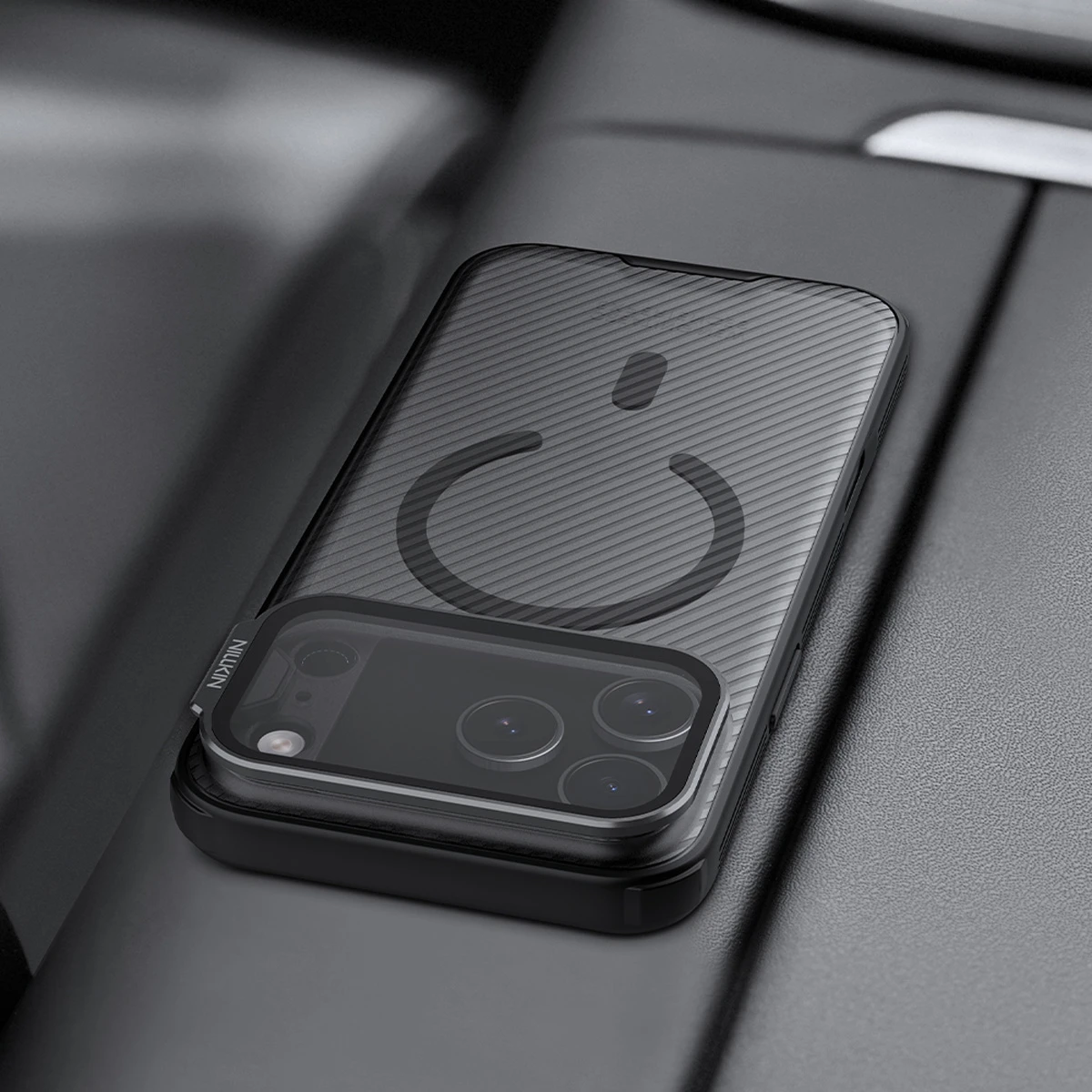 گارد مگنتی دودی کمرا استند iPhone 17 Pro Max مارک نیلکین مدل CamShield Prop Magnetic گارد مگنتی دودی کمرا استند iPhone 17 Pro Max مارک نیلکین مدل CamShield Prop Magnetic