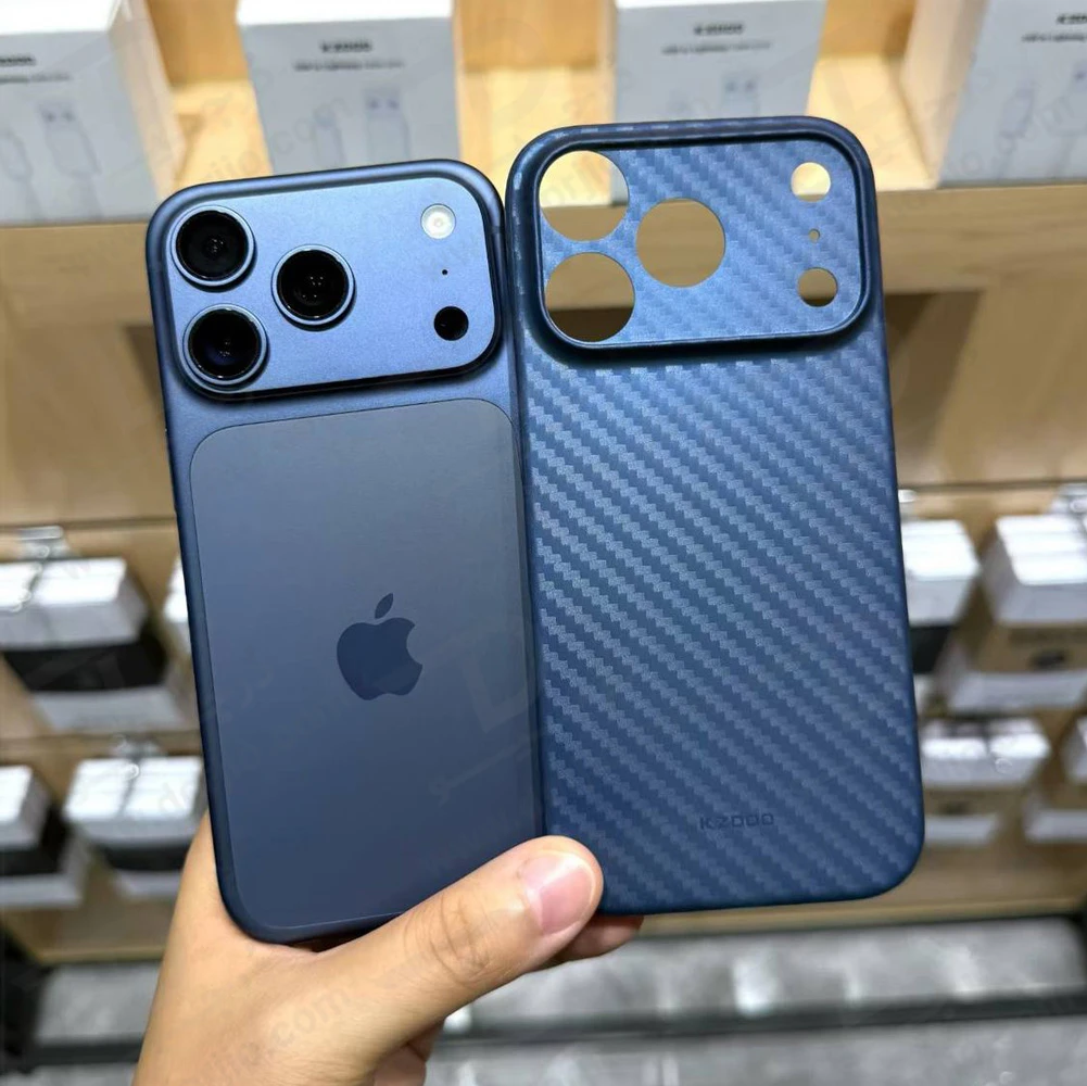 قاب محافظ کربنی iPhone 17 Pro Max مدل Air Carbons مارک KZDOO