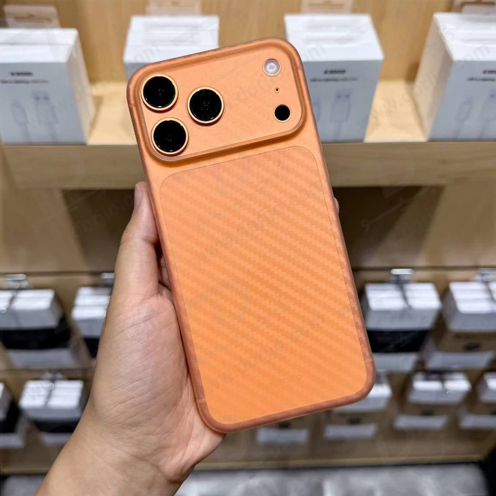 قاب محافظ کربنی iPhone 17 Pro مدل Air Carbons مارک KZDOO