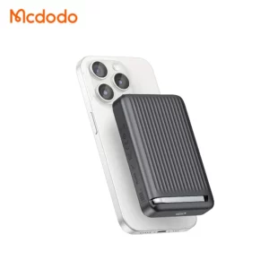 پاوربانک 10 هزار میلی آمپر 30 وات وایرلس شارژ مگ سیف دارای استند بهمراه کابل شارژ برند مک دودو مدل Mcdodo MC-781