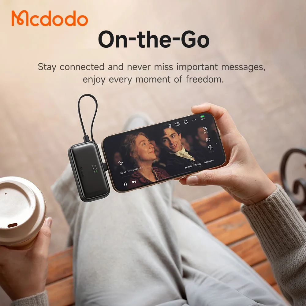 پاوربانک 5 هزار 22.5 وات دارای کابل و کانکتور داخلی پورت Lightning برند مک دودو مدل Mcdodo MC-7800