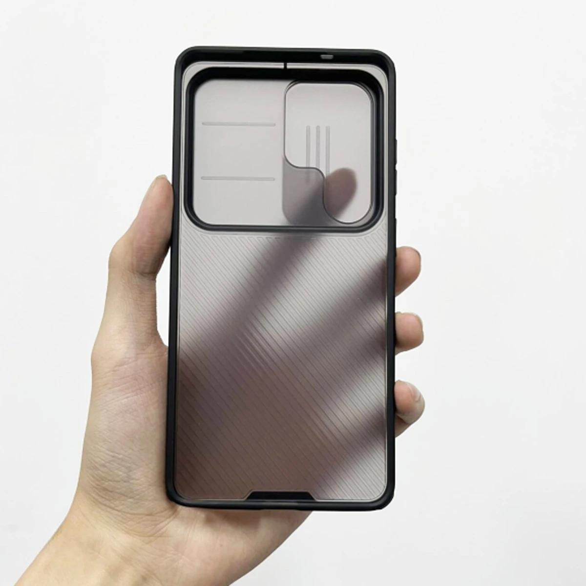 گارد ضدضربه دودی Samsung Galaxy S26 Ultra مارک نیلکین مدل Camshield Pro Clear