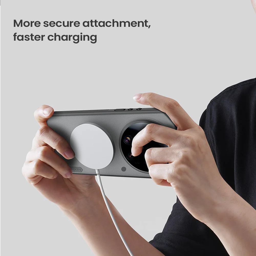 قاب ضدضربه دودی مگنتی Xiaomi 17 Ultra مارک نیلکین مدل Super Frosted Shield Pro Clear Magnetic