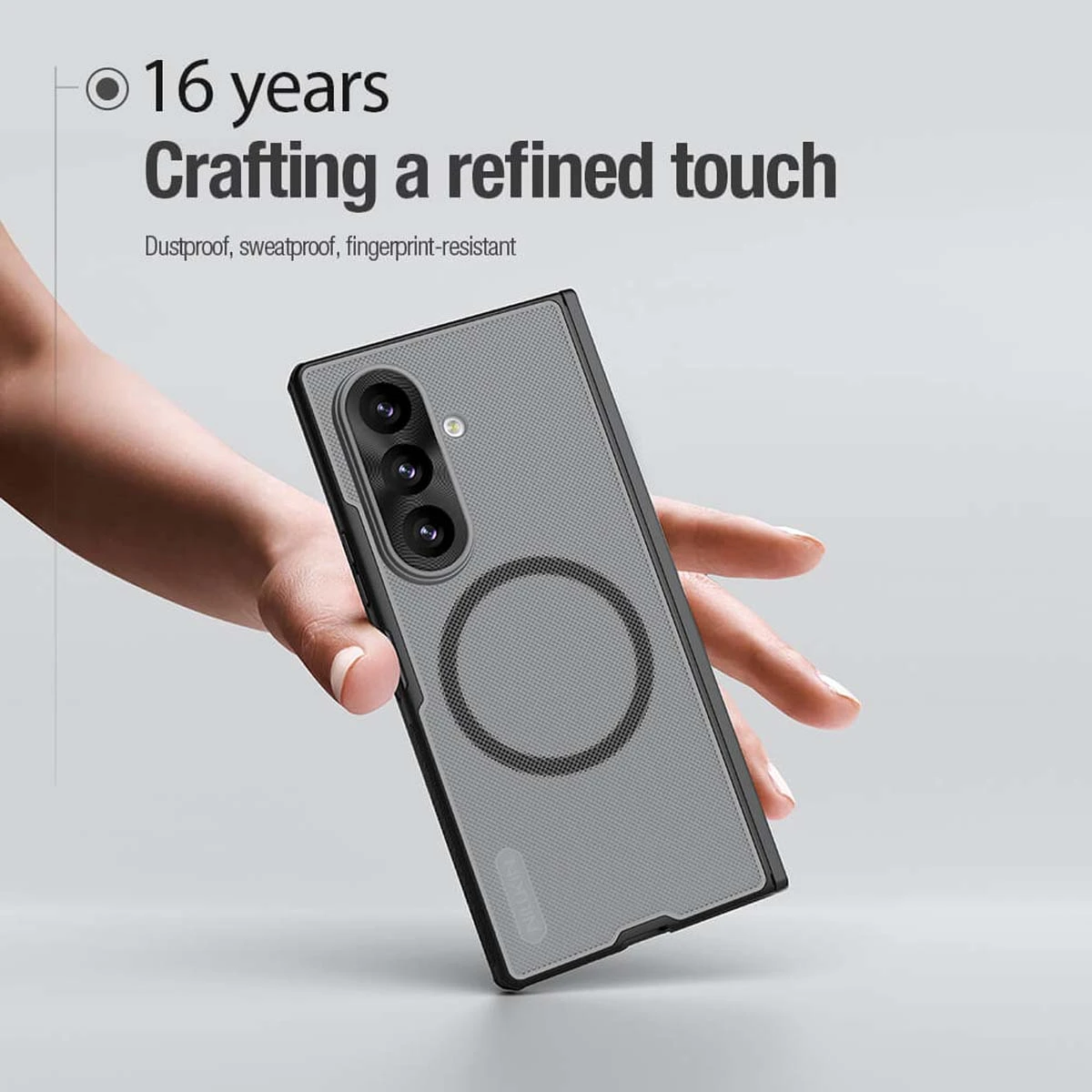 قاب دودی ضدضربه مگنتی Galaxy Z Fold 8 Ultra مارک نیلکین مدل Super Frosted Shield Fold